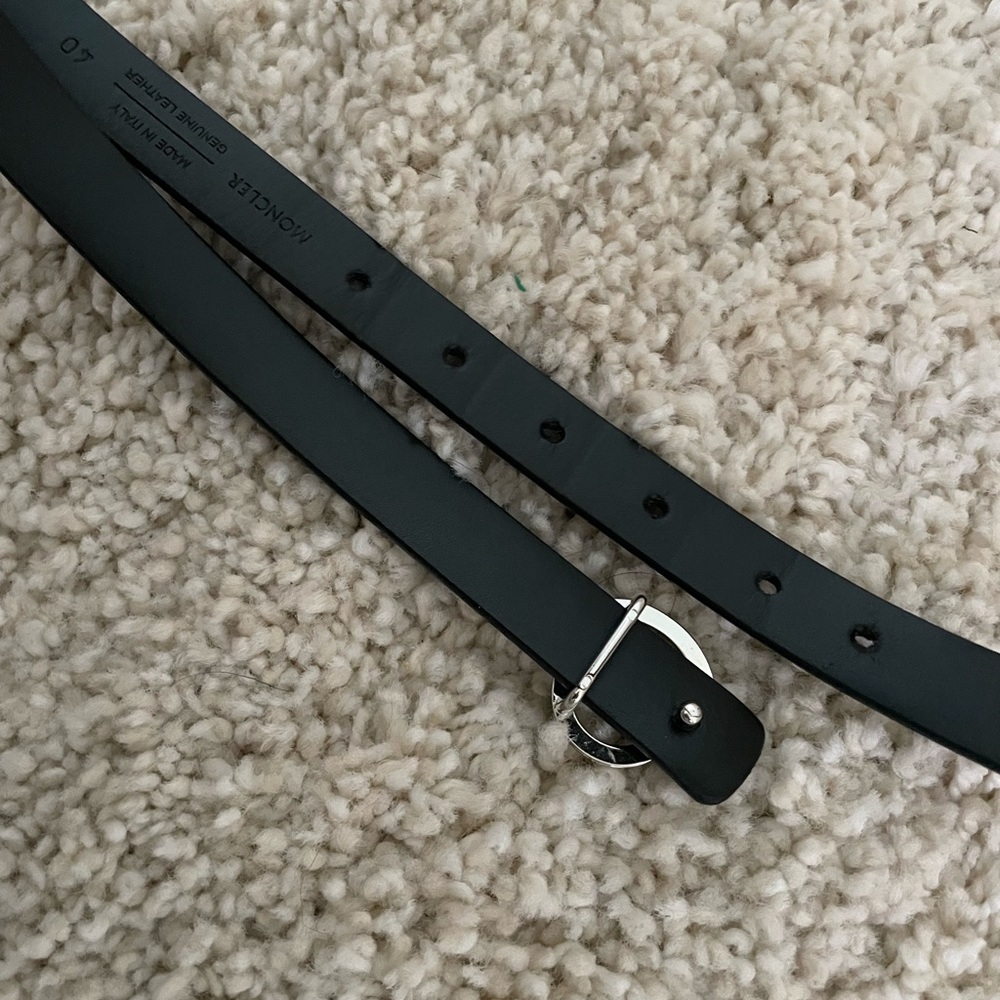 Moncler Black leather woman’s belt - Picture 2 of 4
